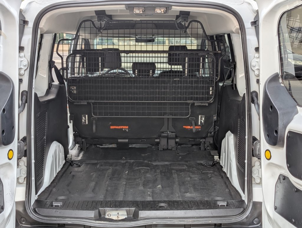 MIDCar coches ocasión Madrid Ford Transit Connect  Kombi 1.5 TDCi 100Cv Trend 230 L2  5 Puertas,  6 Velocidades, Etiqueta medioambiental C IVA Incl