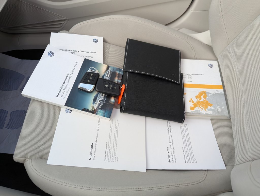 MIDCar coches ocasión Madrid VOLKSWAGEN PASSAT Advance 2.0 TDI 110kW (150CV) DSG