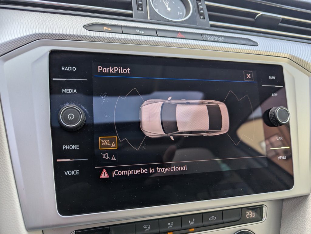 MIDCar coches ocasión Madrid VOLKSWAGEN PASSAT Advance 2.0 TDI 110kW (150CV) DSG