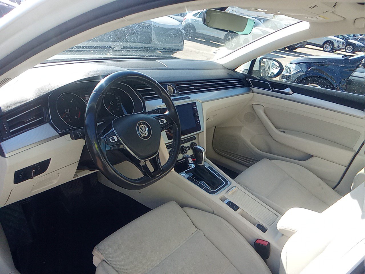 MIDCar coches ocasión Madrid VOLKSWAGEN PASSAT Advance 2.0 TDI 110kW (150CV) DSG