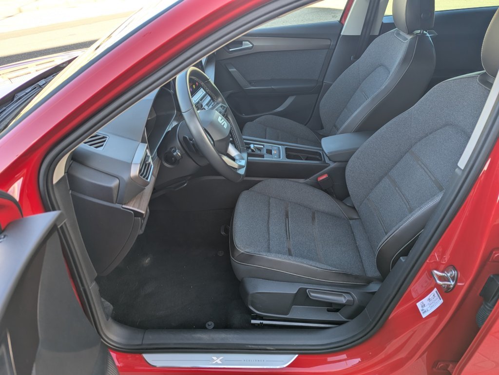 MIDCar coches ocasión Madrid Seat Leon SP 1.4 e-Hybrid DSG S&S Xcellence Go L Etiqueta 0 Electrico Enchufable Gasolina