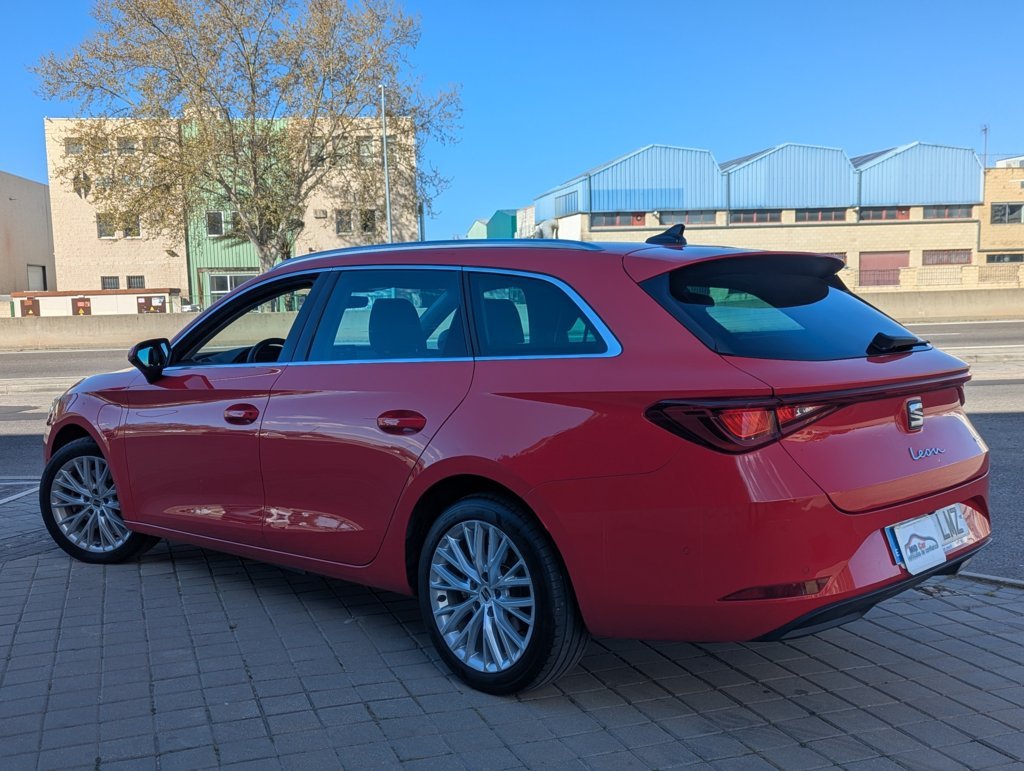 MIDCar coches ocasión Madrid Seat Leon SP 1.4 e-Hybrid DSG S&S Xcellence Go L Etiqueta 0 Electrico Enchufable Gasolina