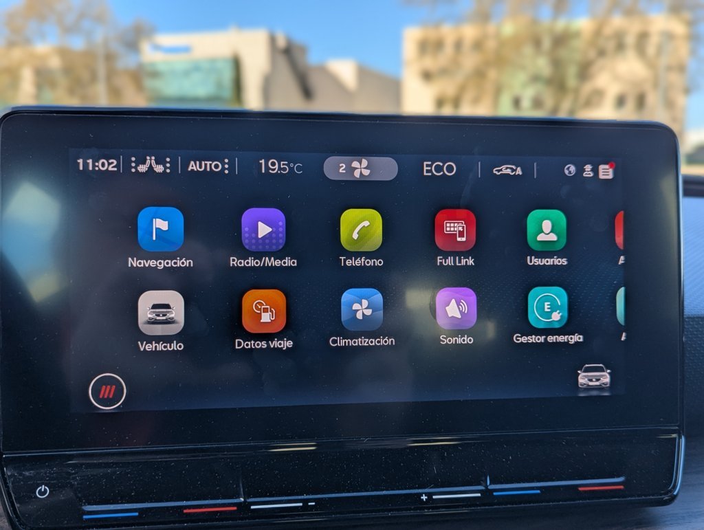 MIDCar coches ocasión Madrid Seat Leon SP 1.4 e-Hybrid DSG S&S Xcellence Go L Etiqueta 0 Electrico Enchufable Gasolina