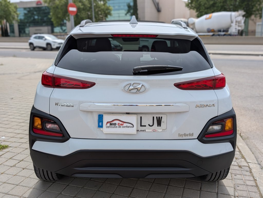 MIDCar coches ocasión Madrid Hyundai Kona 1.6 GDI HEV Style Sky DT Hybrido Etiqueta ECO IVA y Garantía Incl