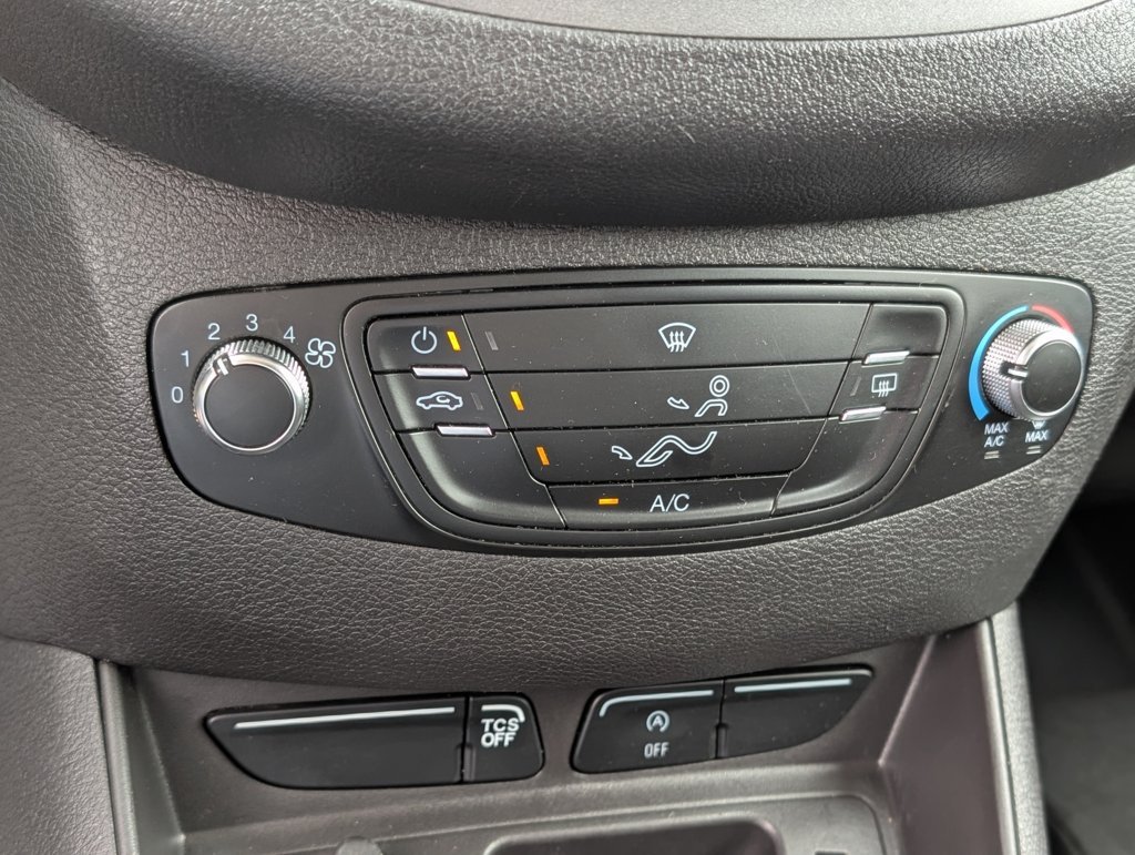 MIDCar coches ocasión Madrid Ford Transit Courier  Van 1.5 TDCi  Trend 210  S&S TREND 100Cv