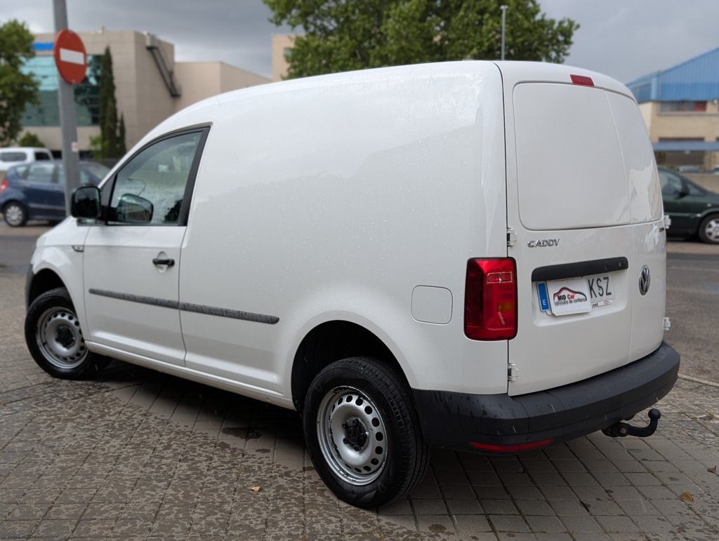 MIDCar coches ocasión Madrid Volkswagen Caddy 4x4 Profesional Furgón 2.0 TDI Etiqueta C IVA y Garantía Incl 4Motion
