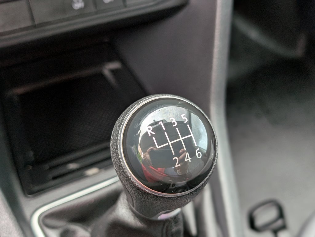 MIDCar coches ocasión Madrid Volkswagen Caddy 4x4 Profesional Furgón 2.0 TDI Etiqueta C IVA y Garantía Incl 4Motion