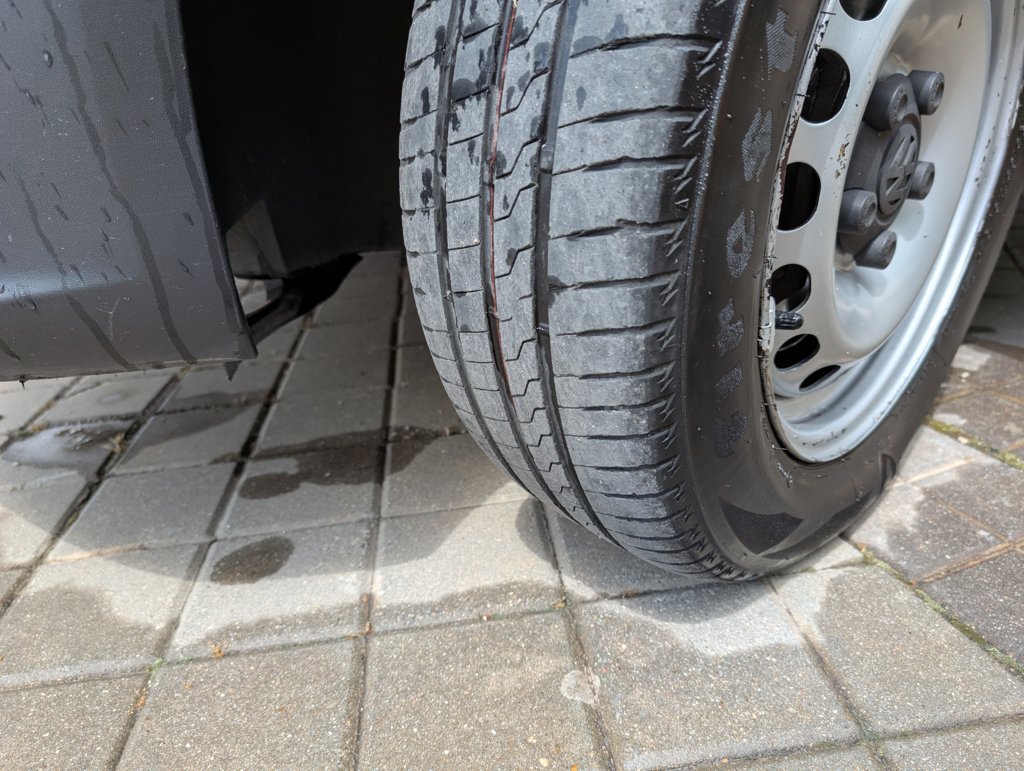 MIDCar coches ocasión Madrid Volkswagen Caddy 4x4 Profesional Furgón 2.0 TDI Etiqueta C IVA y Garantía Incl 4Motion