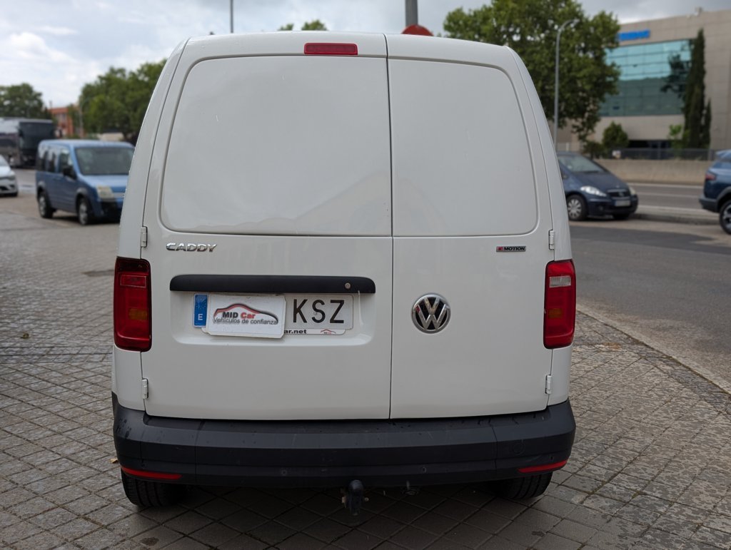 MIDCar coches ocasión Madrid Volkswagen Caddy 4x4 Profesional Furgón 2.0 TDI Etiqueta C IVA y Garantía Incl 4Motion