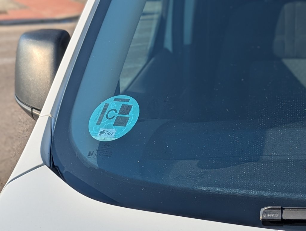 MIDCar coches ocasión Madrid Ford Transit Connect Van 1.5EcoBlue  Trend 210  S&S Trend L2 IVA y Garantía Incl