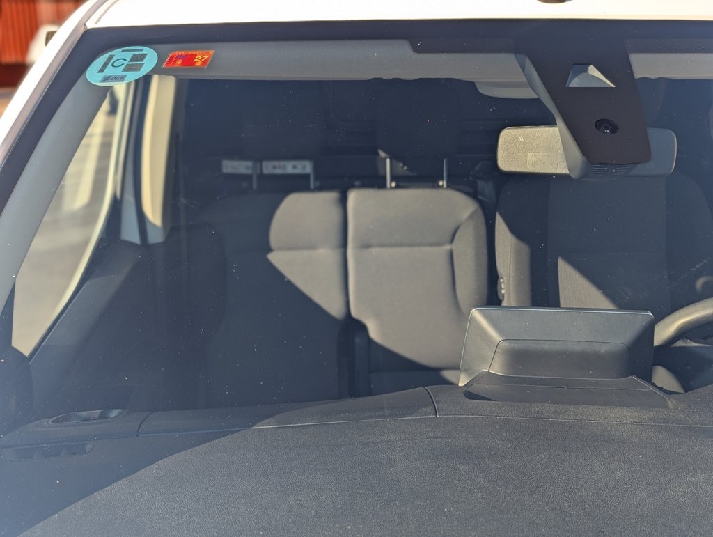 MIDCar coches ocasión Madrid Peugeot Partner Premium 1.5 BlueHDi 100Cv 3 Plazas con Doble puerta lateral Pantalla tactíl Apple CarPlay y Android Auto IVA y Garantía Inc