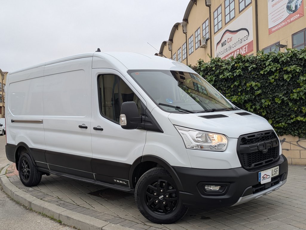 MIDCar coches ocasión Madrid Ford Transit 350 2.0Tdci L3H2 Van Trail FWD MHEV furgón FWD 130Cv, 6 Velocidades, Etiqueta medioambiental ECO