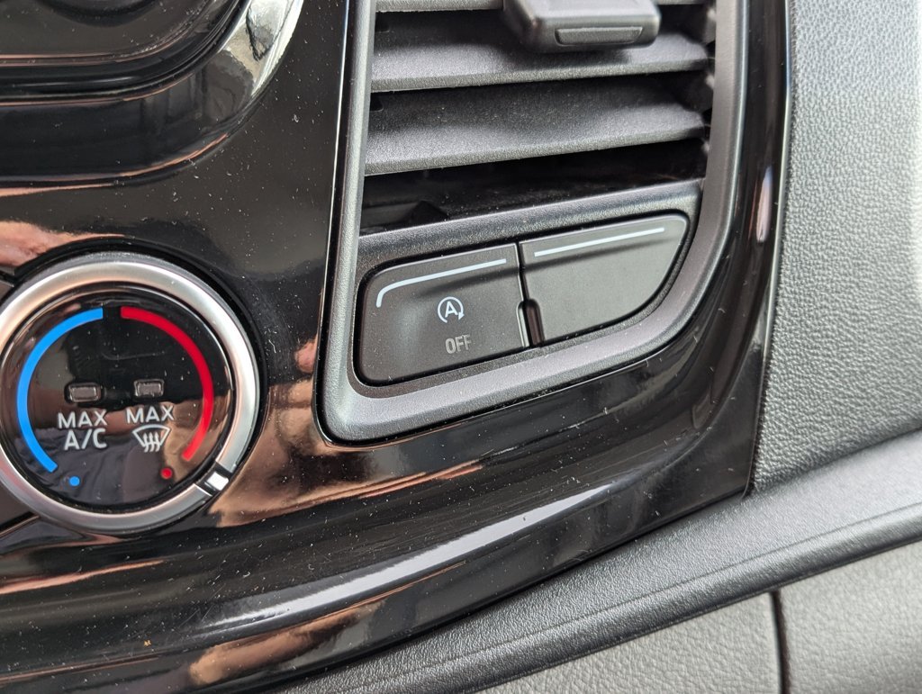 MIDCar coches ocasión Madrid Ford Transit 350 2.0Tdci L3H2 Van Trail FWD MHEV furgón FWD 130Cv,  6 Velocidades, Etiqueta medioambiental ECO