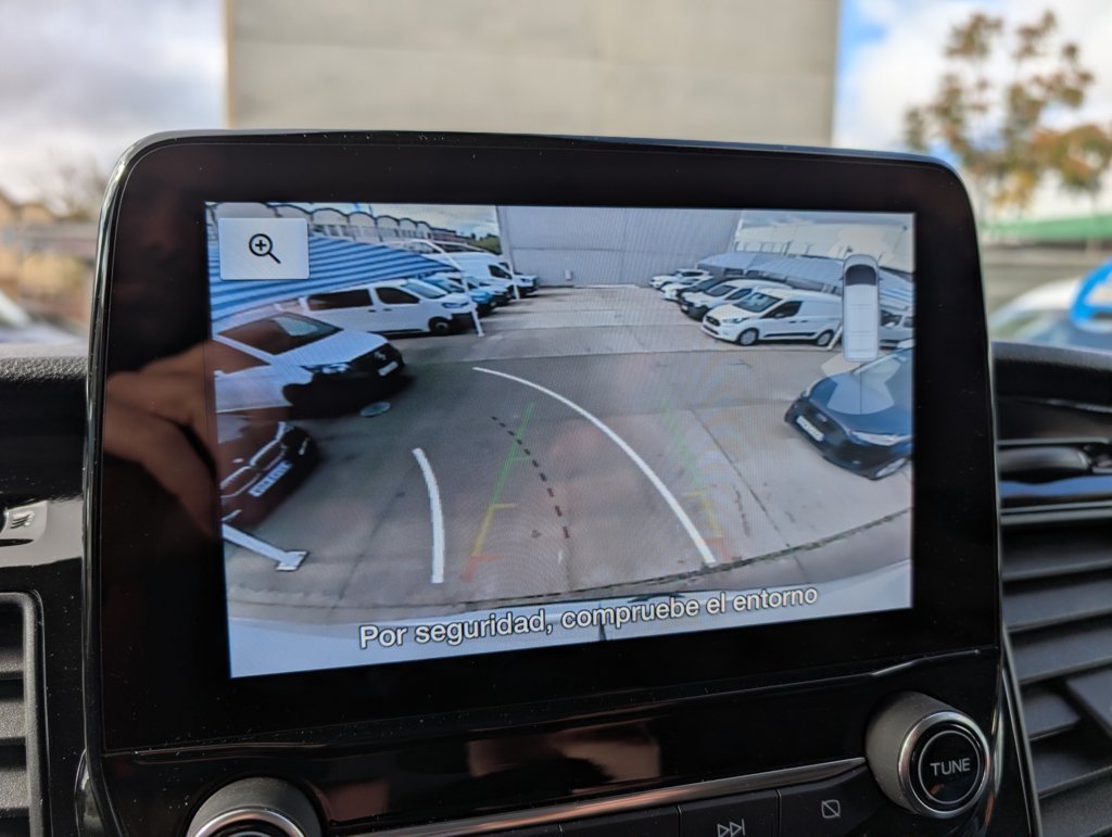 MIDCar coches ocasión Madrid Ford Transit 350 2.0Tdci L3H2 Van Trail FWD MHEV furgón FWD 130Cv,  6 Velocidades, Etiqueta medioambiental ECO