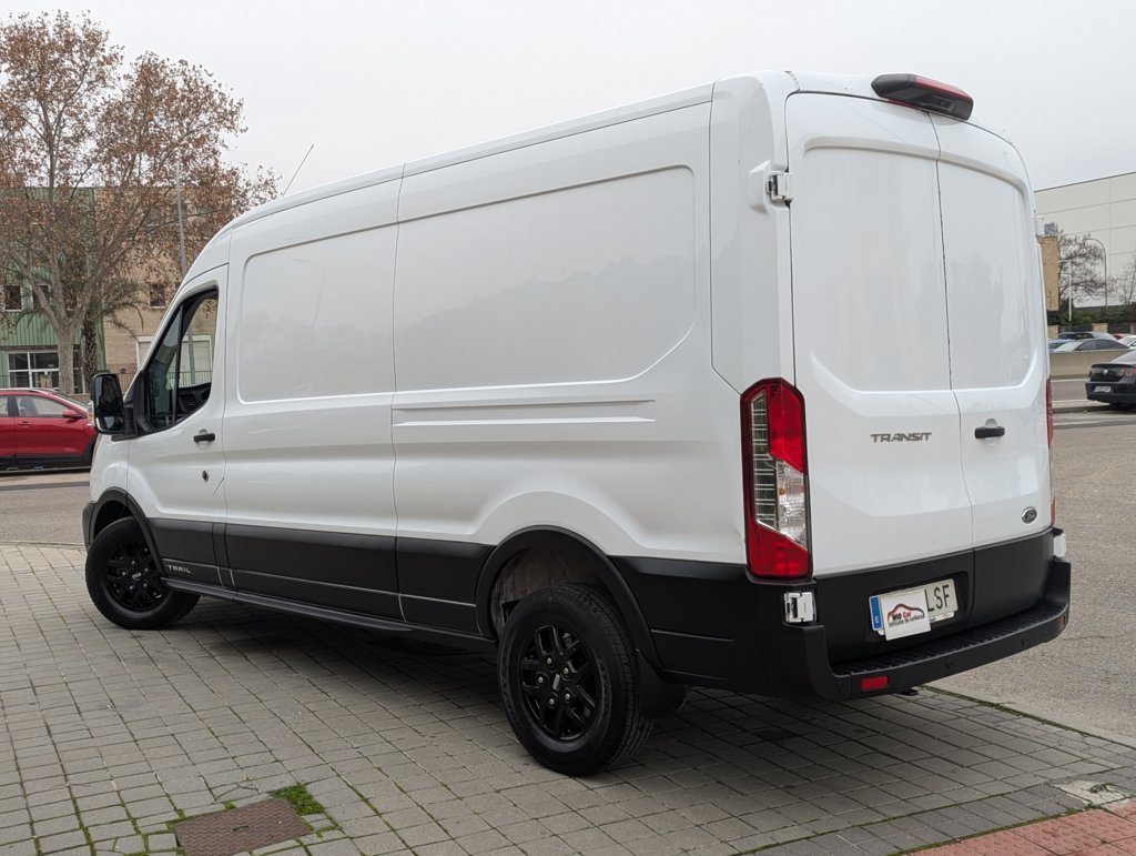 MIDCar coches ocasión Madrid Ford Transit 350 2.0Tdci L3H2 Van Trail FWD MHEV furgón FWD 130Cv,  6 Velocidades, Etiqueta medioambiental ECO