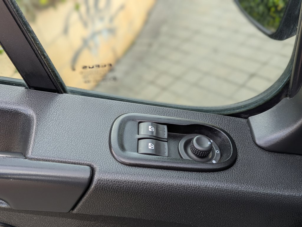 MIDCar coches ocasión Madrid Renault Master 2.3dCi 9 Plazas Combi S&S Energy L2h2 3500 Dci 140cv E6 IVA y Garantía Incl Etiqueta C