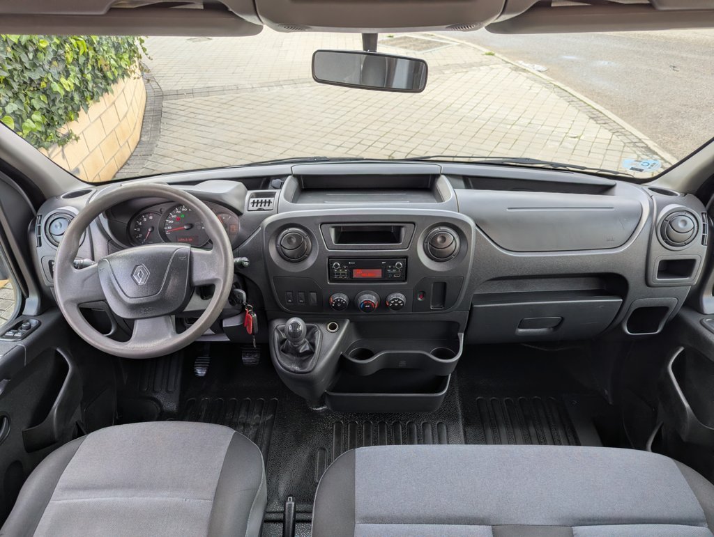MIDCar coches ocasión Madrid Renault Master 2.3dCi 9 Plazas Combi S&S Energy L2h2 3500 Dci 140cv E6 IVA y Garantía Incl Etiqueta C