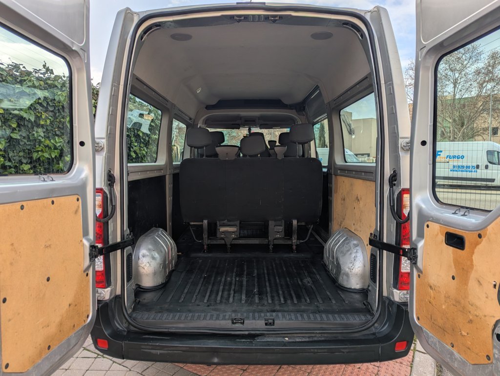 MIDCar coches ocasión Madrid Renault Master 2.3dCi 9 Plazas Combi S&S Energy L2h2 3500 Dci 140cv E6 IVA y Garantía Incl Etiqueta C