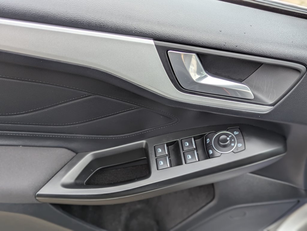 MIDCar coches ocasión Madrid Ford Focus 1.5EcoBlue Titanium150Cv Automático