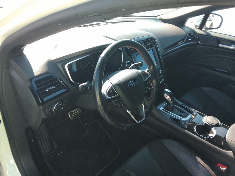 MIDCar coches ocasión Madrid Ford Mondeo 2.0 Híbrido 138kW ST-Line HEV AT SB  Etiqueta medioambiental ECO Nacional 1Dueño con IVA y Garantía