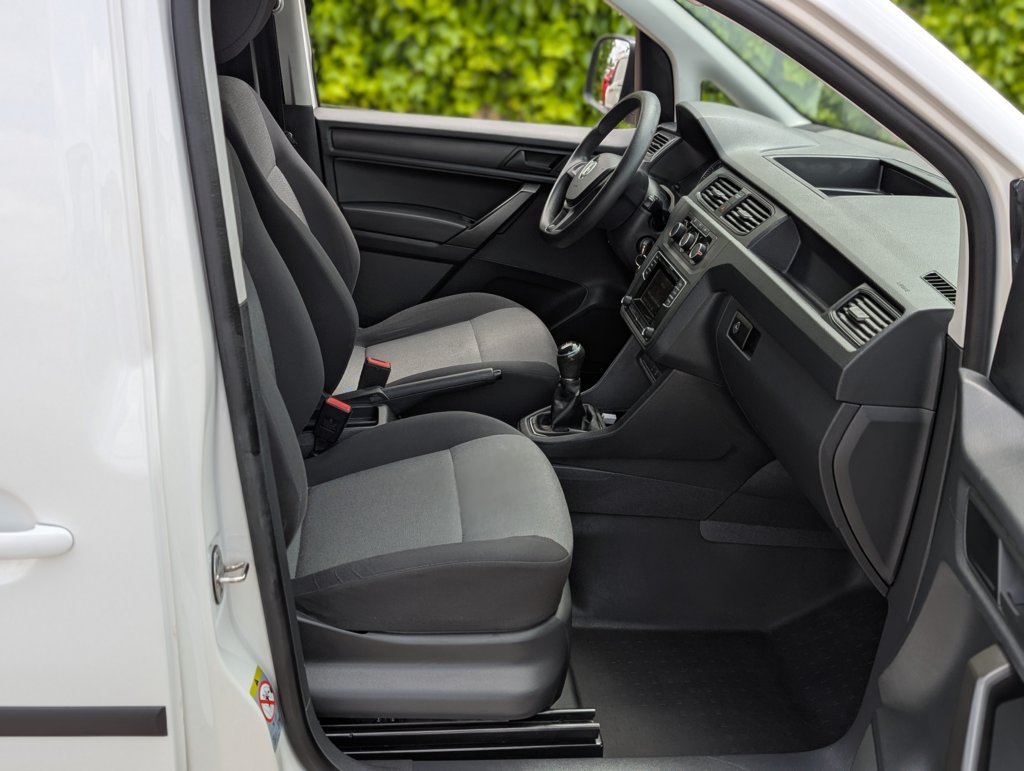 MIDCar coches ocasión Madrid Vw Caddy 1.4TGI 110Cv Etiqueta ECO IVA y garantía Incl