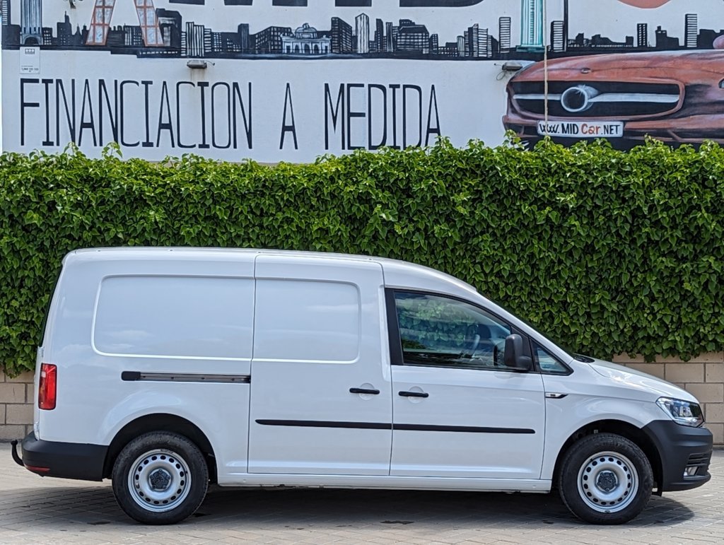 MIDCar coches ocasión Madrid Volkswagen Caddy Profesional Maxi Furgón 1.4 TGI 81kW BM 110Cv