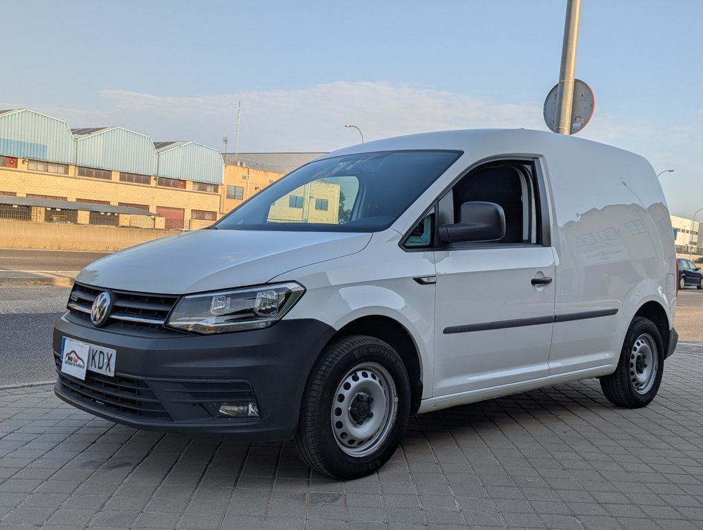 MIDCar coches ocasión Madrid Volkswagen Caddy Profesional 1.4 TGI, GNC  110Cv Etiqueta ECO IVA Incl