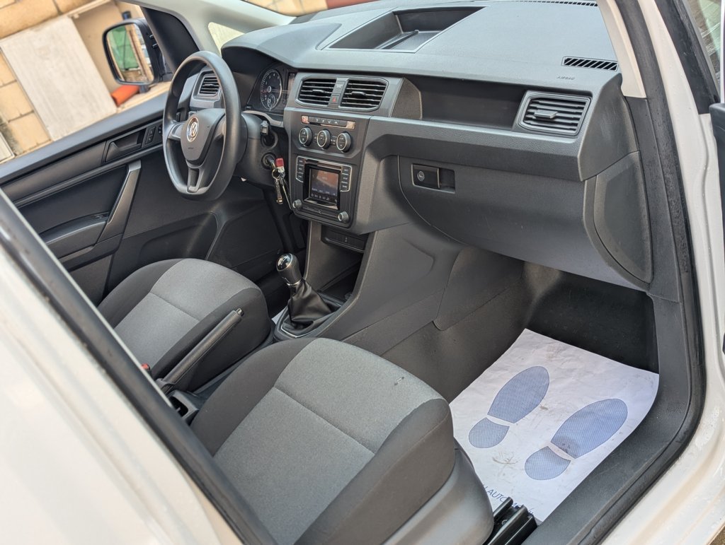 MIDCar coches ocasión Madrid Volkswagen Caddy Profesional 1.4 TGI, GNC  110Cv Etiqueta ECO IVA Incl