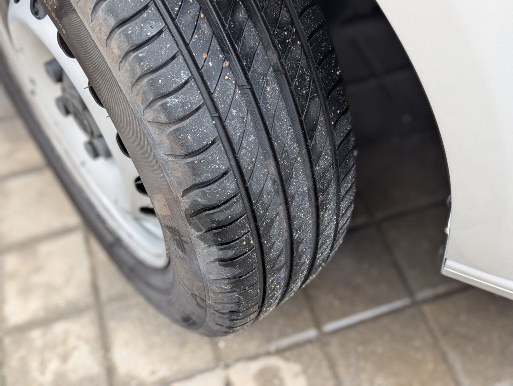 MIDCar coches ocasión Madrid Volkswagen Caddy Profesional 1.4 TGI, GNC  110Cv Etiqueta ECO IVA Incl