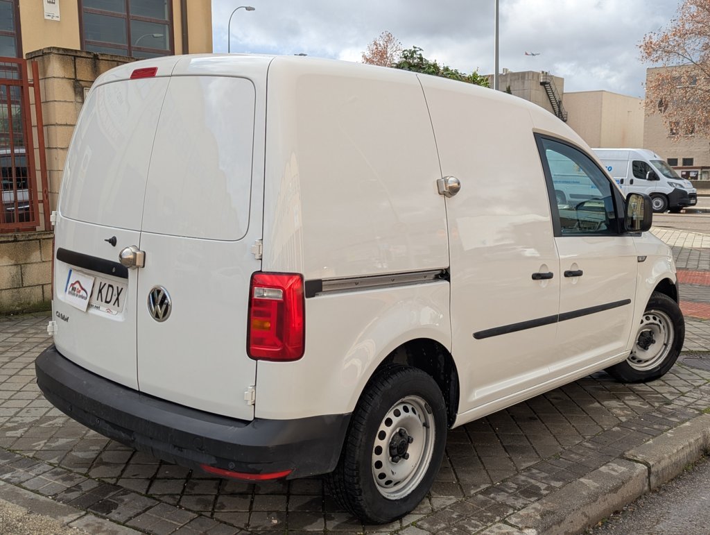 MIDCar coches ocasión Madrid Volkswagen Caddy Profesional 1.4 TGI, GNC  110Cv Etiqueta ECO IVA Incl