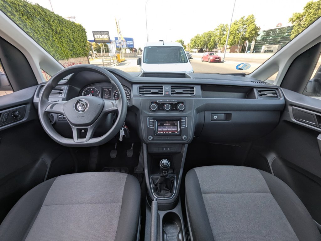 MIDCar coches ocasión Madrid Volkswagen Caddy Profesional Kombi 1.4 TGI/ GNC  BM 4 Puertas 110Cv Etiqueta ECO