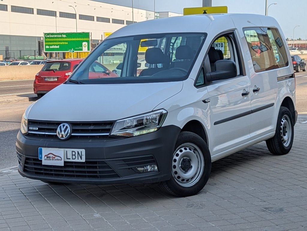 MIDCar coches ocasión Madrid Volkswagen Caddy Profesional Kombi 1.4 TGI/ GNC  BM 4 Puertas 110Cv Etiqueta ECO