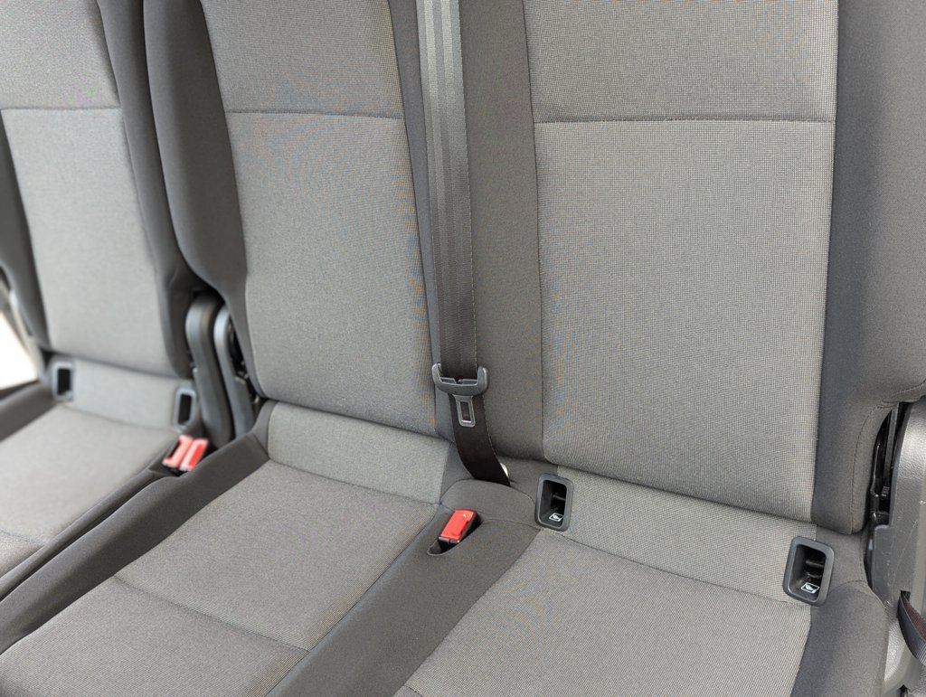 MIDCar coches ocasión Madrid Volkswagen Caddy Profesional Kombi 1.4 TGI/ GNC  BM 4 Puertas 110Cv Etiqueta ECO