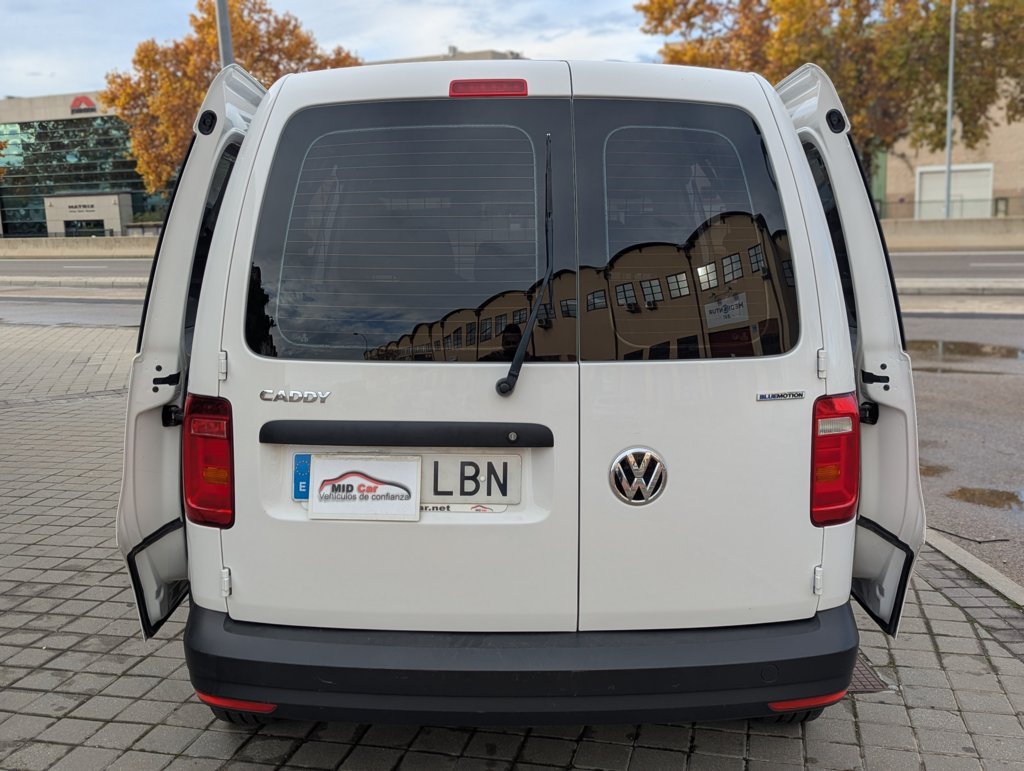 MIDCar coches ocasión Madrid Volkswagen Caddy Profesional Kombi 1.4 TGI/ GNC  BM 4 Puertas 110Cv Etiqueta ECO