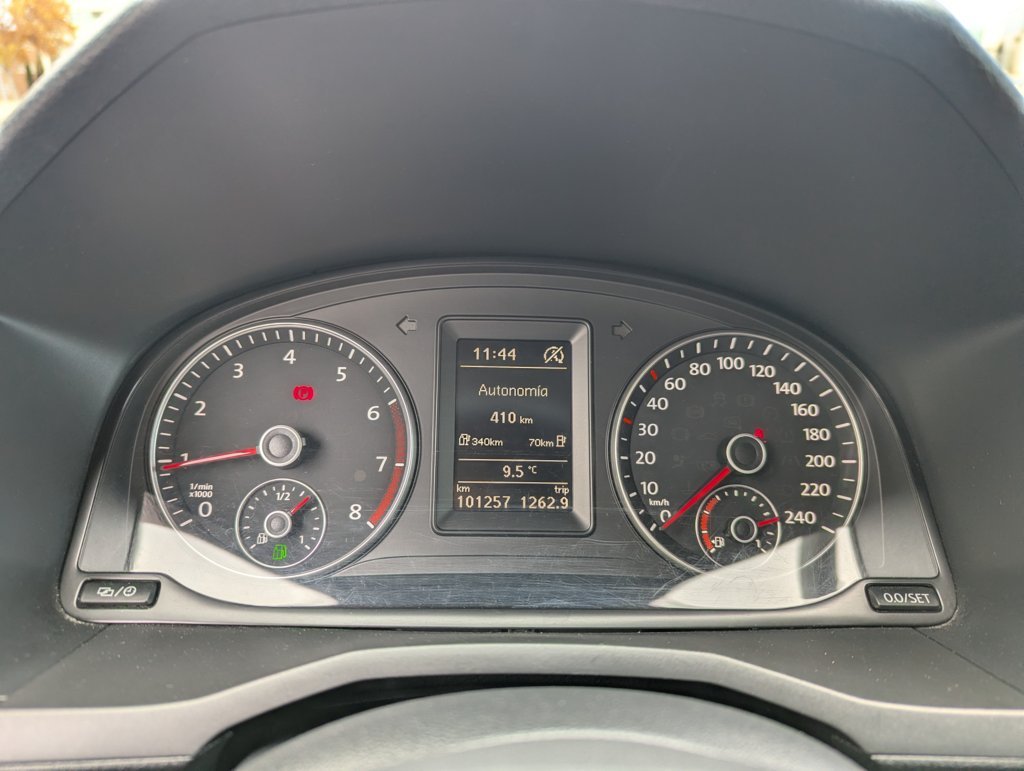 MIDCar coches ocasión Madrid Volkswagen Caddy Profesional Kombi 1.4 TGI/ GNC  BM 4 Puertas 110Cv Etiqueta ECO