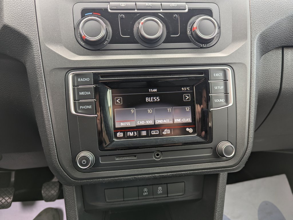 MIDCar coches ocasión Madrid Volkswagen Caddy Profesional Kombi 1.4 TGI/ GNC  BM 4 Puertas 110Cv Etiqueta ECO