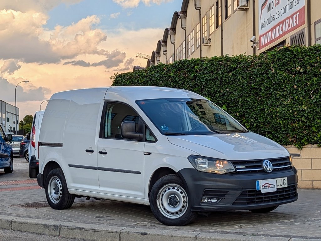 MIDCar coches ocasión Madrid Volkswagen Caddy 1.4 TGI y GNC 81kW BM Furgón  Isotermo con Frio