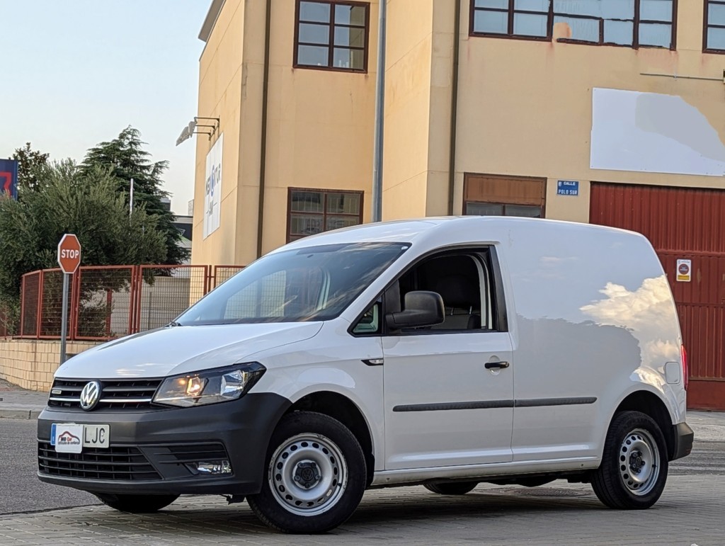 MIDCar coches ocasión Madrid Volkswagen Caddy 1.4 TGI y GNC 81kW BM Furgón  Isotermo con Frio