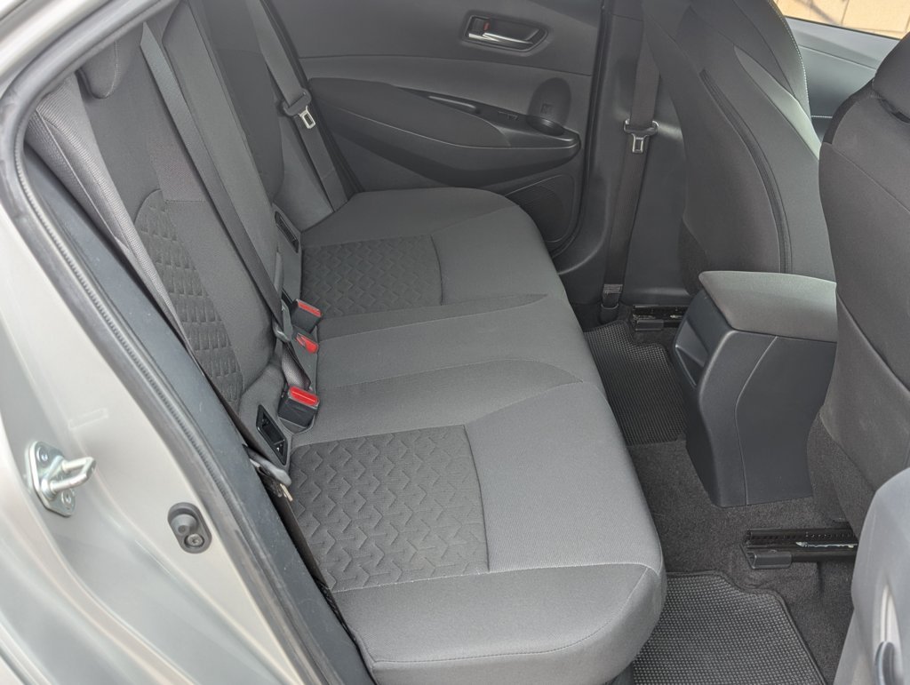 MIDCar coches ocasión Madrid Toyota Corolla 1.8 125H Hybrid Business TECH E-CVT Etiqueta ECO Nacional Pocos Km