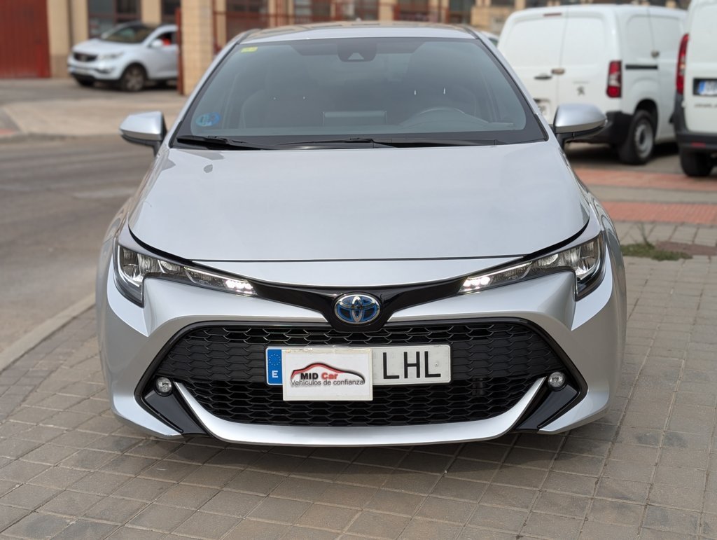 MIDCar coches ocasión Madrid Toyota Corolla 1.8 125H Hybrid Business TECH E-CVT Etiqueta ECO Nacional Pocos Km