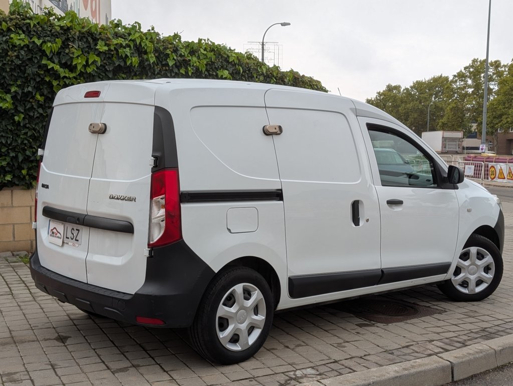 MIDCar coches ocasión Madrid Dacia Dokker Van Essential 1.6 110Cv GLP Híbrido Etiqueta Medioambiental ECO Nacional IVA y Garantía Incl