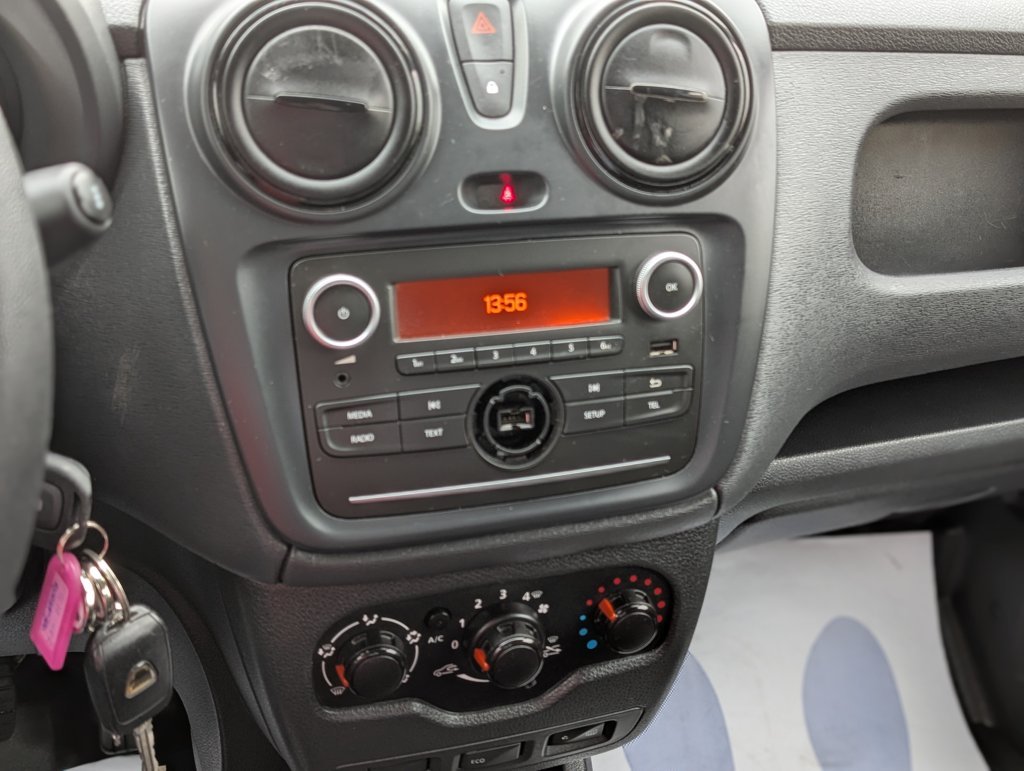 MIDCar coches ocasión Madrid Dacia Dokker Van Essential 1.6 110Cv GLP Híbrido Etiqueta Medioambiental ECO Nacional IVA y Garantía Incl