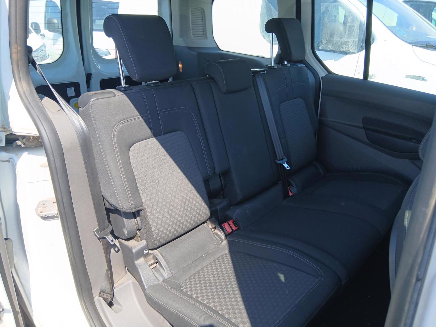 MIDCar coches ocasión Madrid Ford Transit Connect  Kombi 230 Titanium 1.5 TDCi 120Cv L2 M1 Turismo IVA y Garantía Etiqueta C