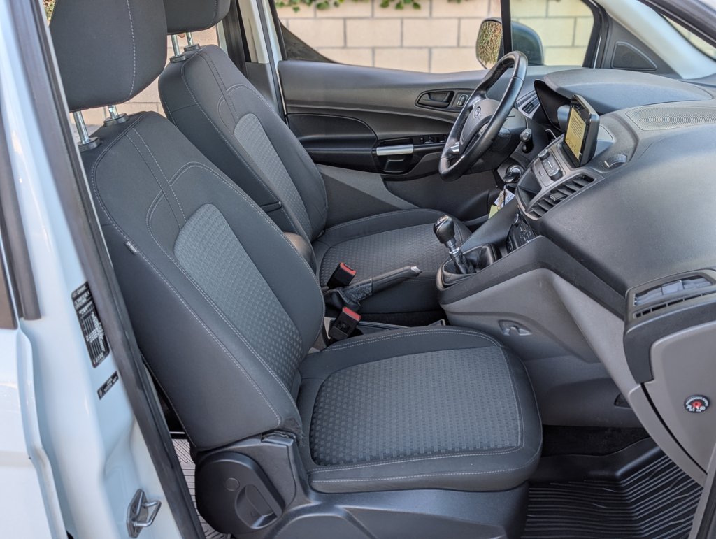 MIDCar coches ocasión Madrid Ford Transit Connect  Kombi 230 Titanium 1.5 TDCi 120Cv L2 M1 Turismo IVA y Garantía Etiqueta C