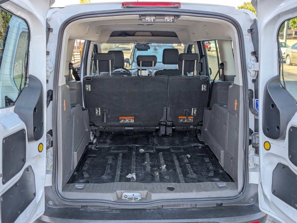 MIDCar coches ocasión Madrid Ford Transit Connect  Kombi 230 Titanium 1.5 TDCi 120Cv L2 M1 Turismo IVA y Garantía Etiqueta C
