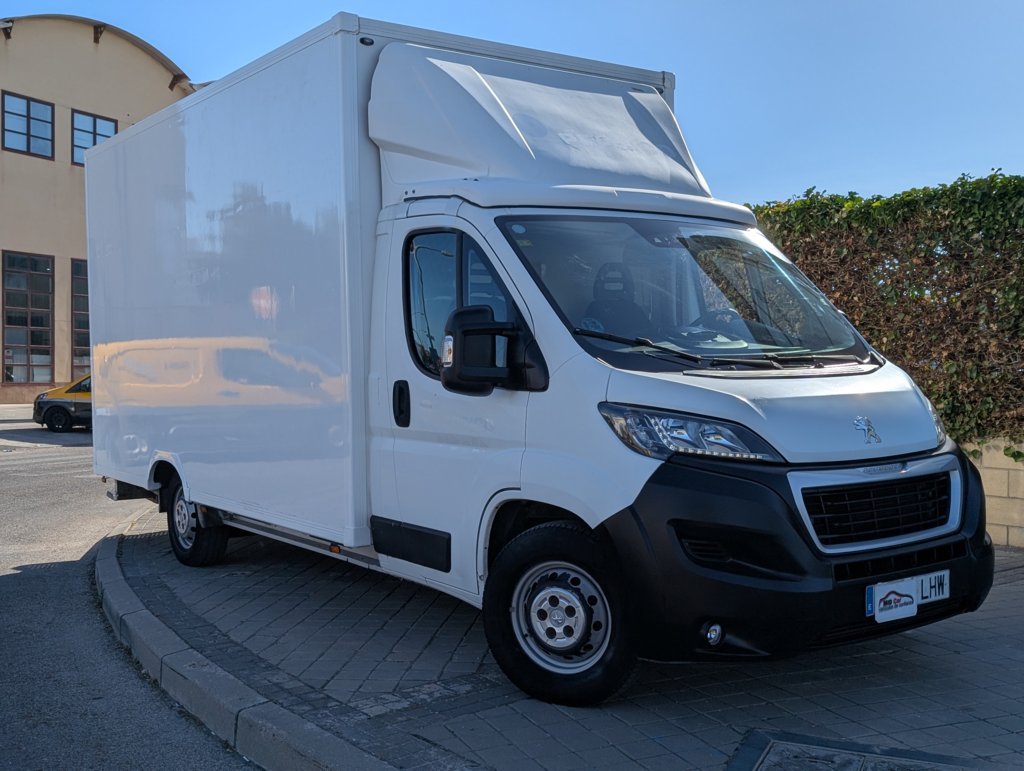 MIDCar coches ocasión Madrid Peugeot Boxer 2.2BlueHdi 3.5T L3 Heavy 140Cv Cabina IVA y garantía Etiqueta C