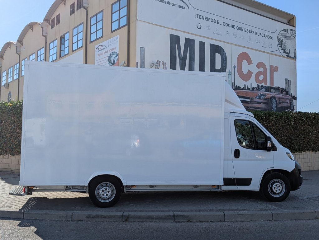 MIDCar coches ocasión Madrid Peugeot Boxer 2.2BlueHdi 3.5T L3 Heavy 140Cv Cabina IVA y garantía Etiqueta C
