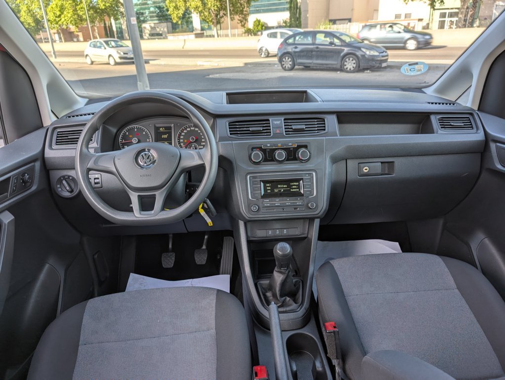 MIDCar coches ocasión Madrid Volkswagen Caddy Profesional Kombi 2.0Tdi  BMT 4 Puertas 100Cv