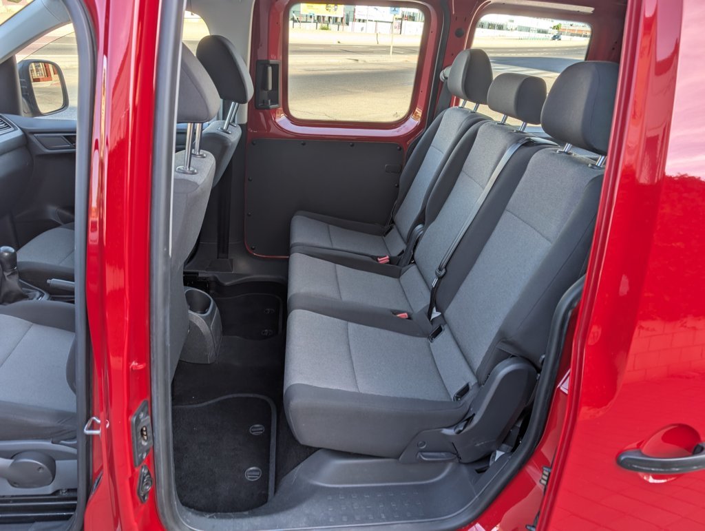 MIDCar coches ocasión Madrid Volkswagen Caddy Profesional Kombi 2.0Tdi  BMT 4 Puertas 100Cv