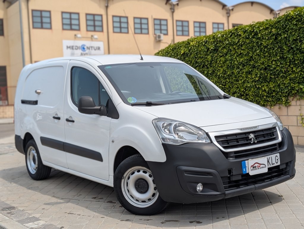 MIDCar coches ocasión Madrid Peugeot Partner 1.6BlueHdi L2  100Cv